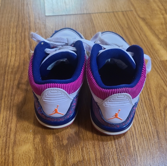 Air Jordan 3 Retro Barley Grape Size 10c - Picture 4 of 6